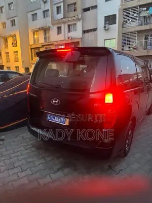 Hyundai H1 2018 Black