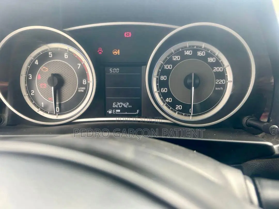 Suzuki Dzire 2024 Blanc