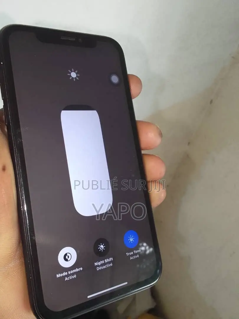 Apple iPhone XR 64 GB Black