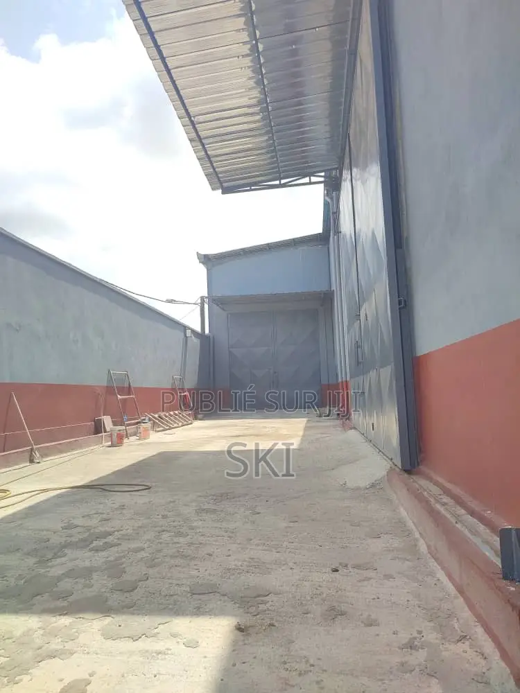 Entrepôt en Location