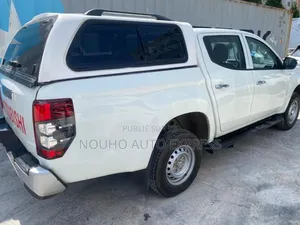 Mitsubishi L200 2024 Blanc