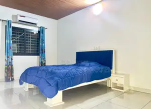 Location Appartements Meublés 4 Pièces - Cocody