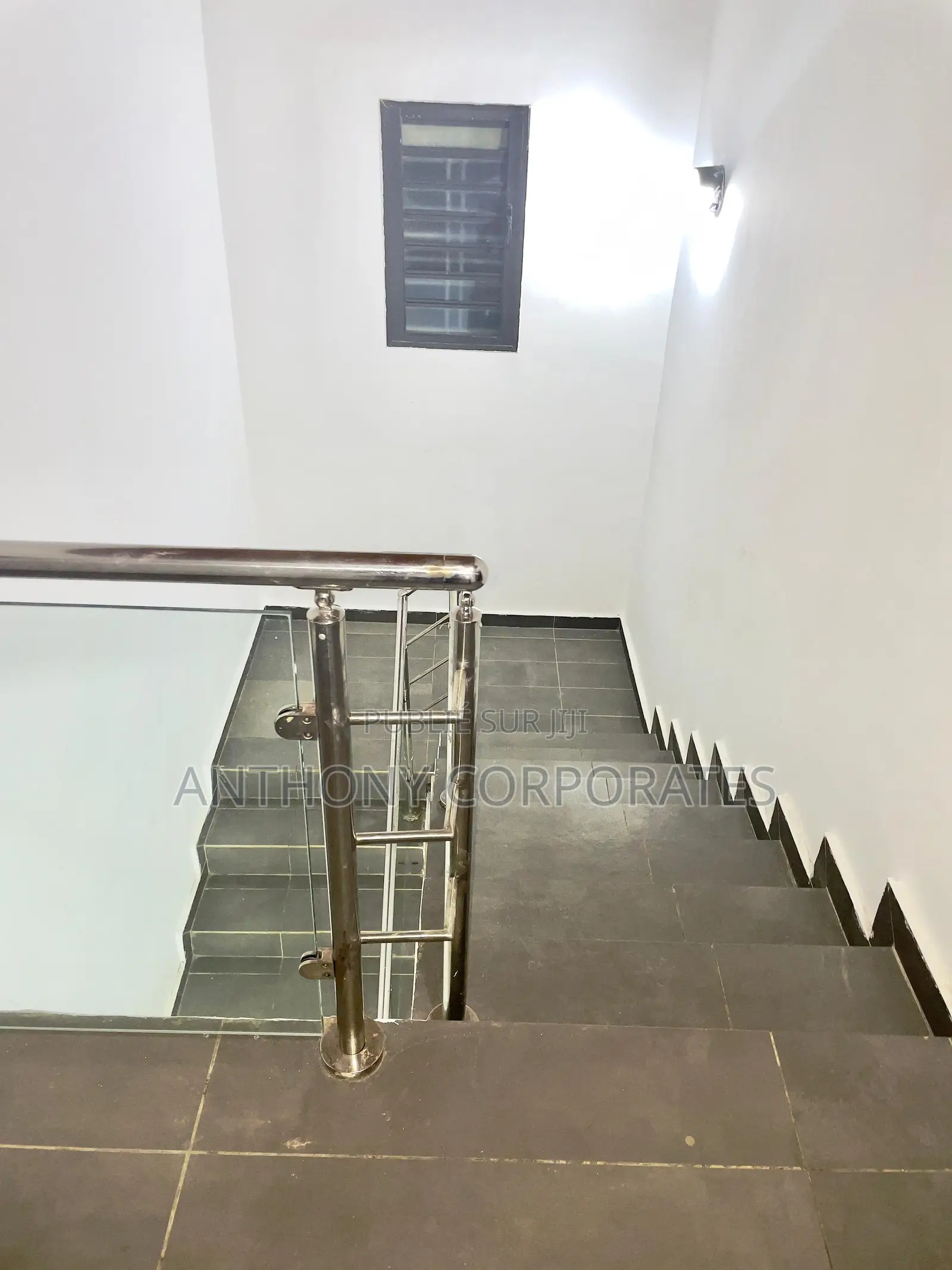 Location Appartements Meublés 4 Pièces - Cocody