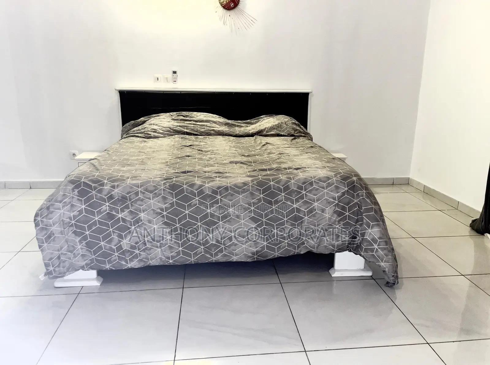 Location Appartements Meublés 4 Pièces - Cocody