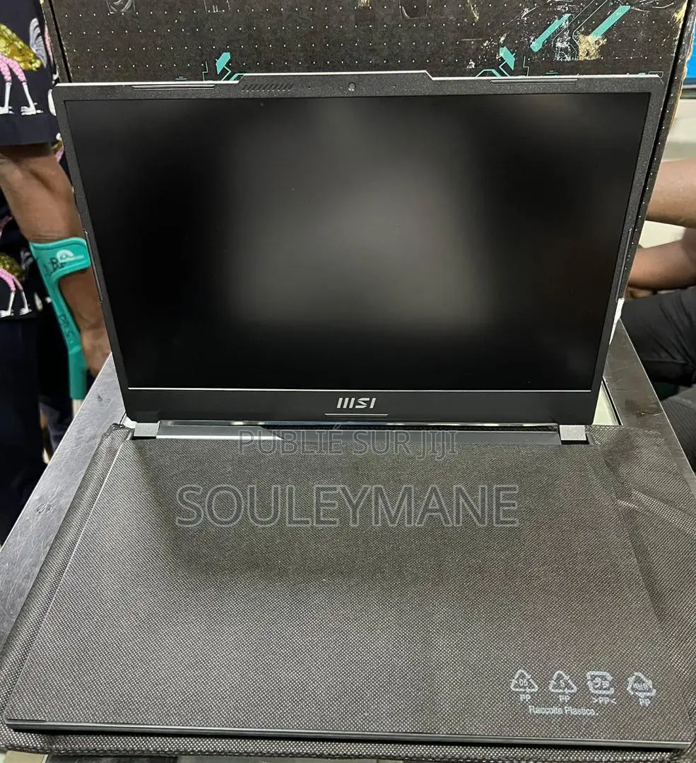 New Ordinateur Portable MSI Cyborg 15 32GB Intel Core I7 SSD 512GB