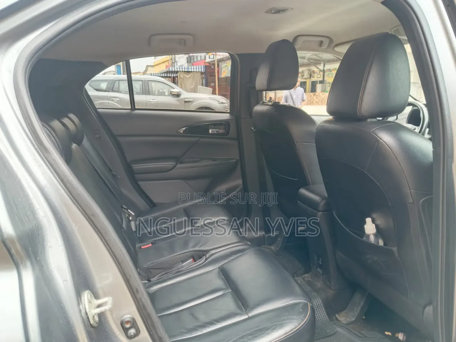 Mitsubishi Eclipse Cross 2020 Gris