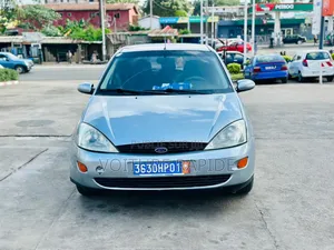 Photo - Ford Focus 2000