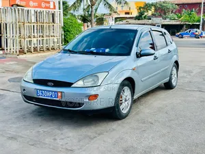 Ford Focus 2000