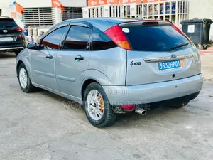 Ford Focus 2000