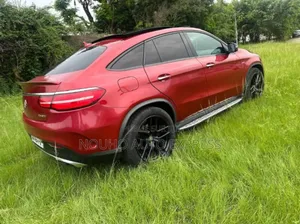 Mercedes-Benz GLE-Class 2018 Rouge