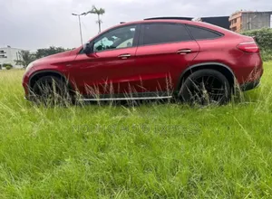 Mercedes-Benz GLE-Class 2018 Rouge