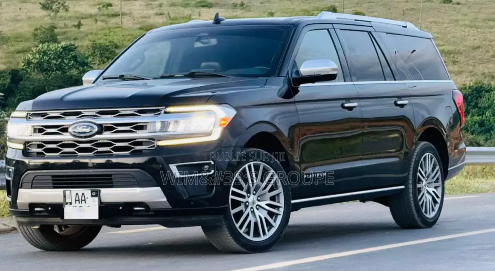 Ford Explorer Platinum 2023 Black