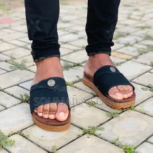 Photo - Les Sandales De Qualité Pour Sublimer Vos Pieds