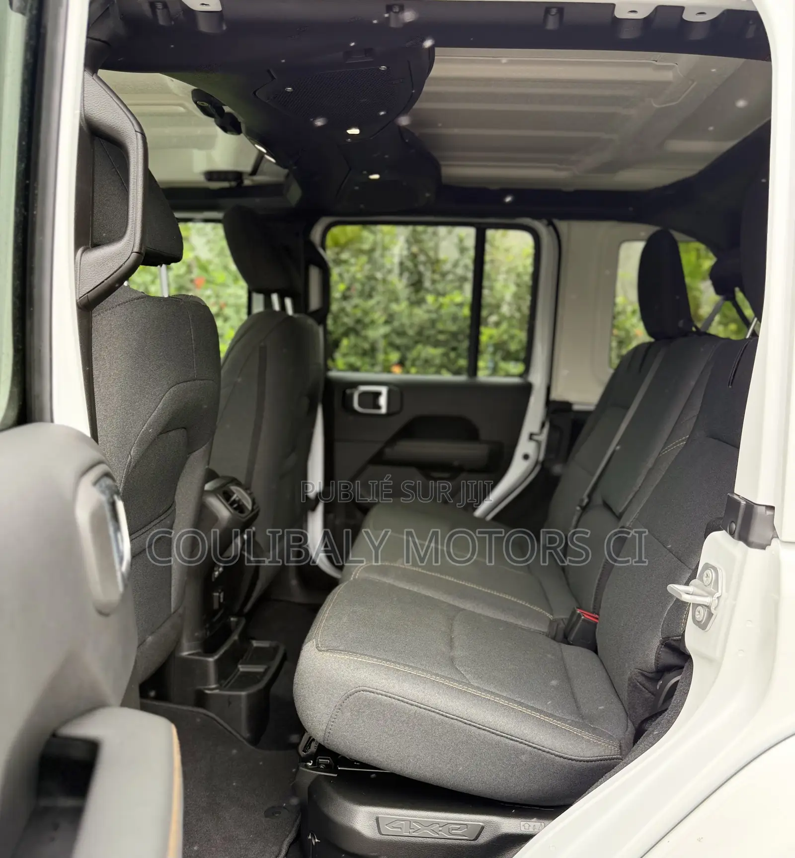 Jeep Wrangler Sahara 4 Door 4x4 2024 Blanc