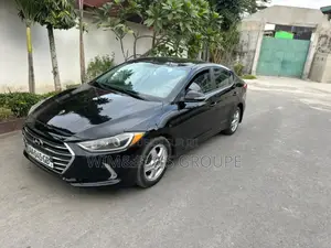 Hyundai Elantra 2018 Black