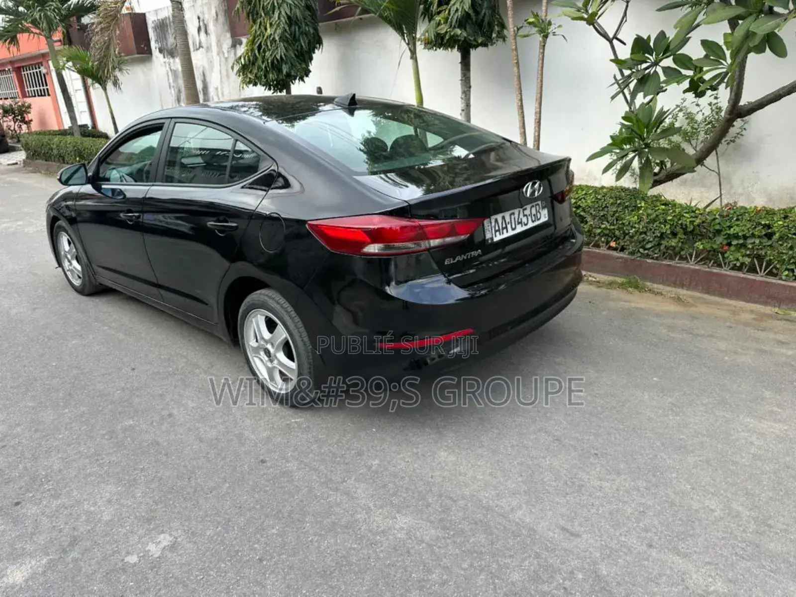 Hyundai Elantra 2018 Black