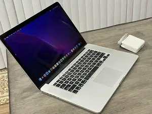 Ordinateur Portable Apple MacBook Pro 2011 4GB Intel Core I7 HDD 500GB