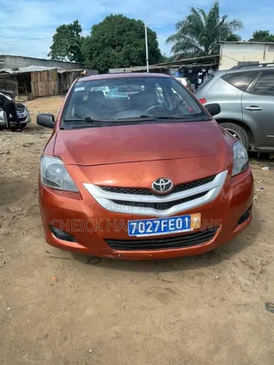 Photo - Toyota Yaris 2008 Orange