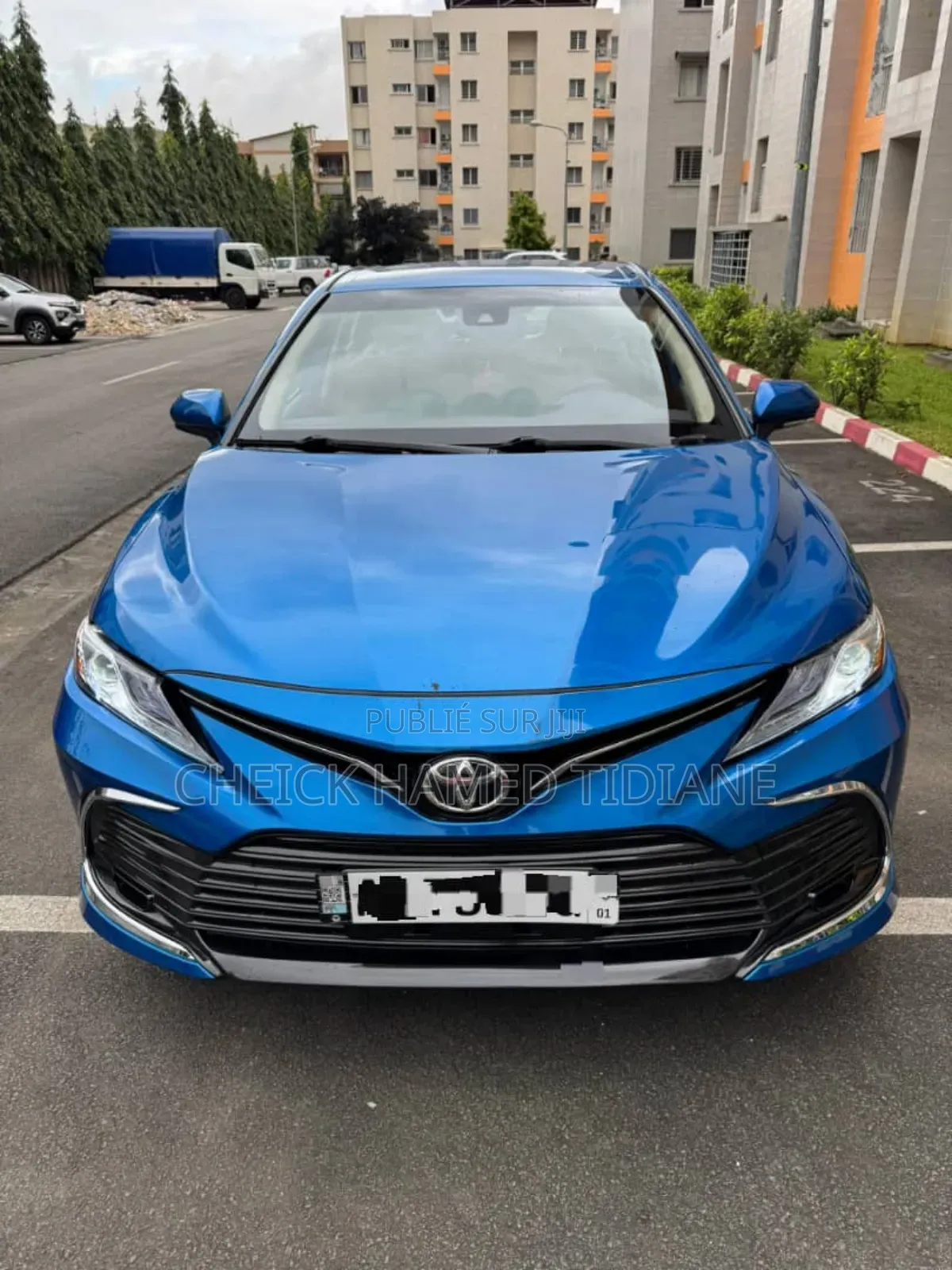 Toyota Camry LE 2021 Blue