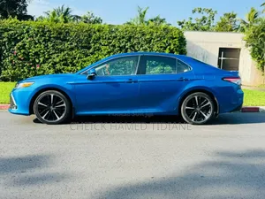 Toyota Camry LE 2021 Blue