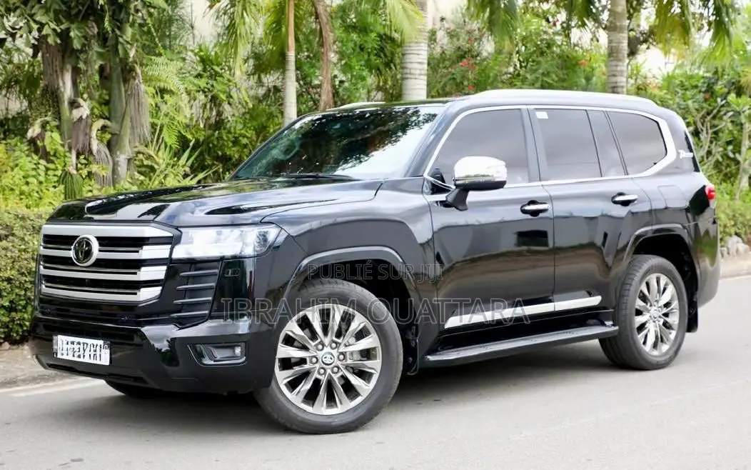 Toyota Corolla Cross Hybrid 2024 Gris