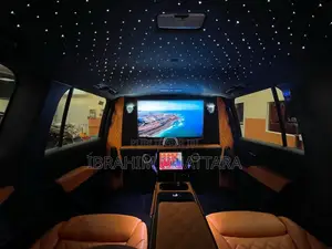 Toyota Corolla Cross Hybrid 2024 Gris