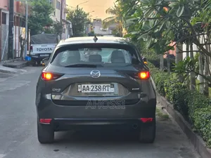 Mazda CX-5 Sport FWD 2020 Gris