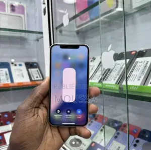 Neuf Apple iPhone 12 64 GB Blanc