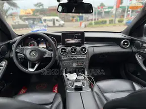 Mercedes-Benz C300 Base 4Matic Sedan AWD (2.0L 4cyl 7A) 2017 Blanc