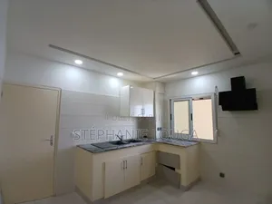 Photo - 2chbre Appartement dans Mockeyville, Lycée, Grand-Bassam à Louer