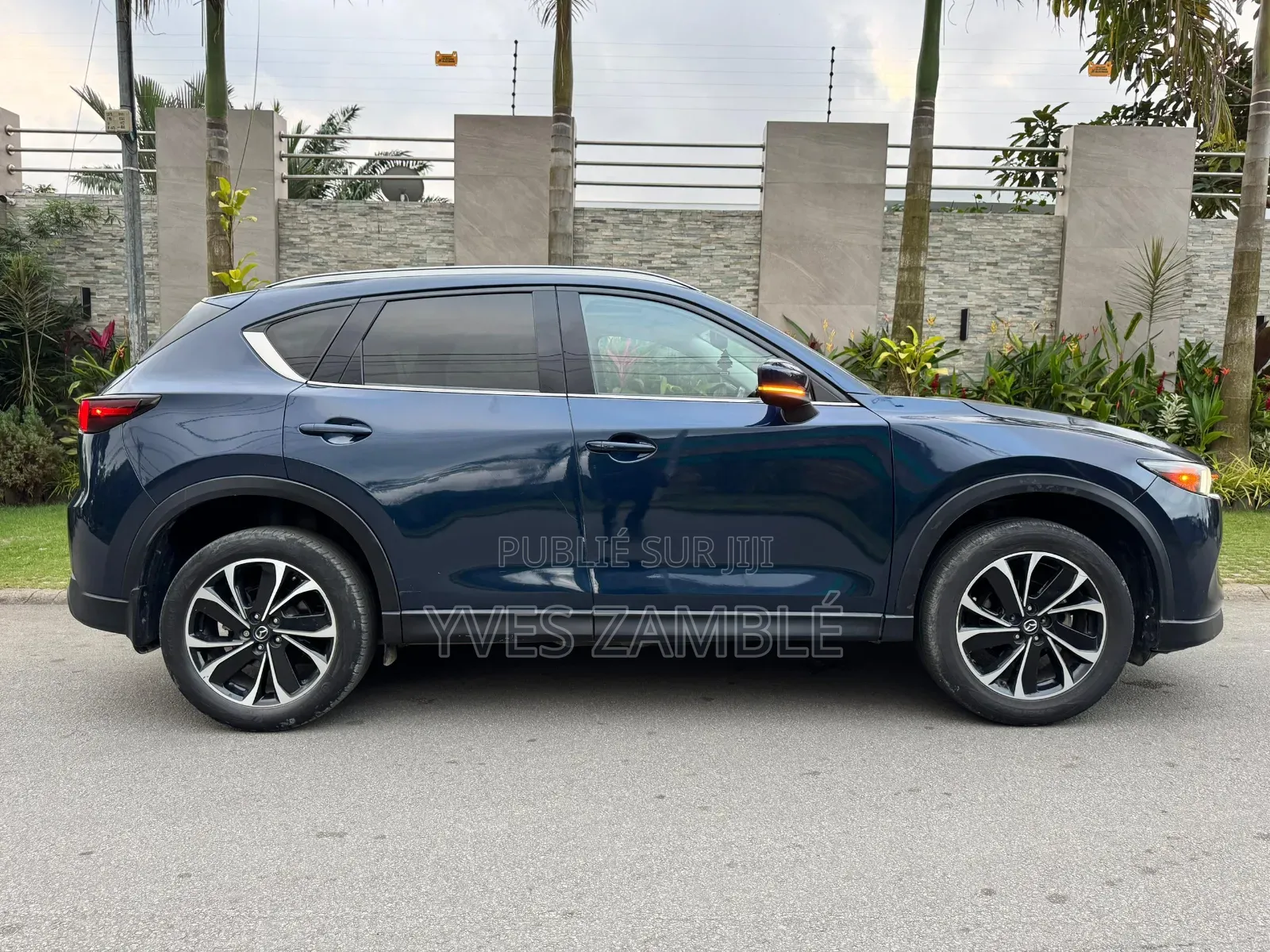 Mazda CX-5 2023 Blue
