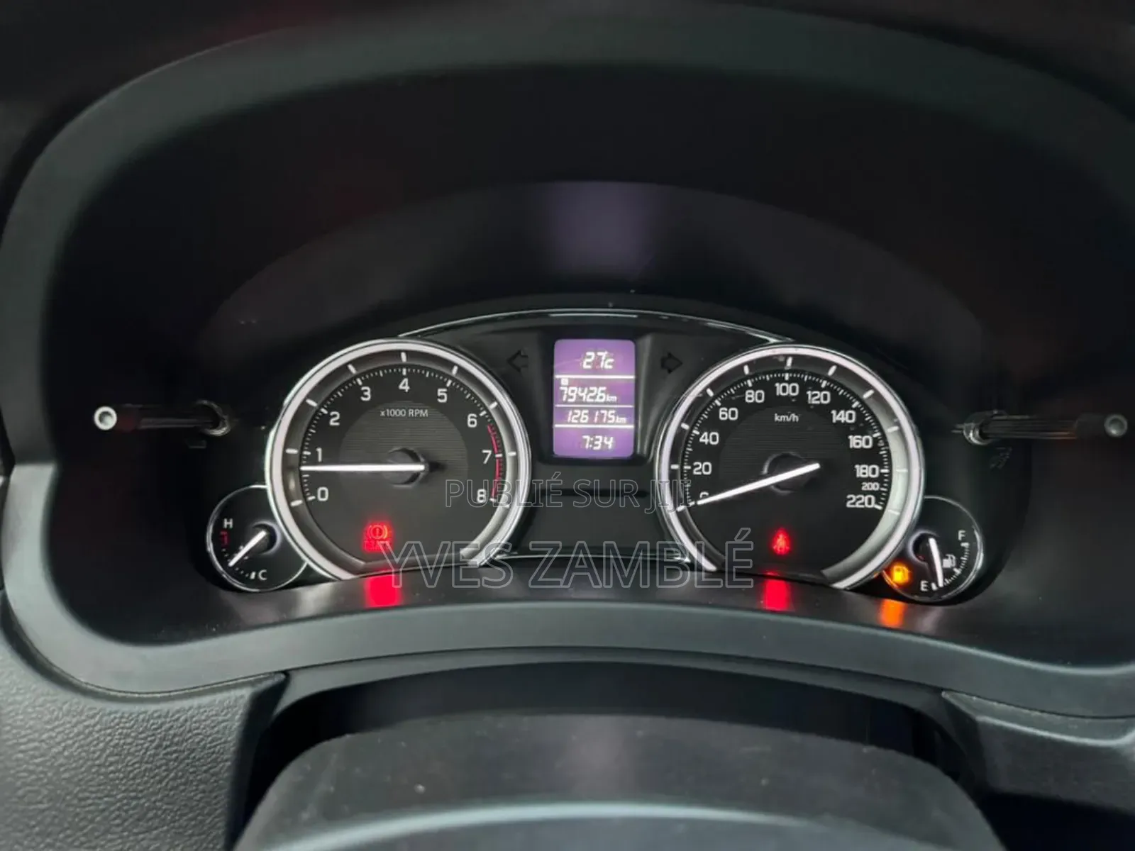 Toyota Belta 2024 Gris