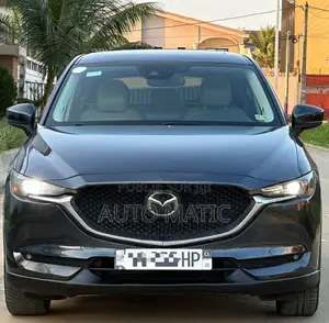 Photo - Mazda CX-5 2018 Blue