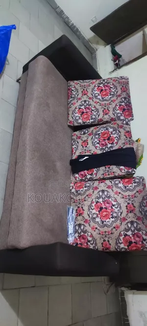 Photo - Fauteuil 3 Places Peu Usé