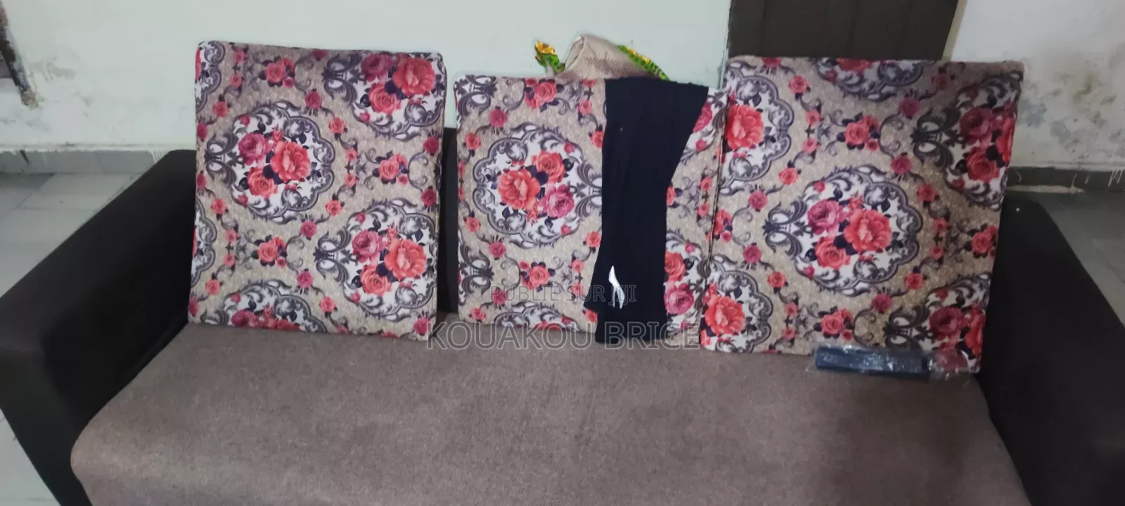 Fauteuil 3 Places Peu Usé