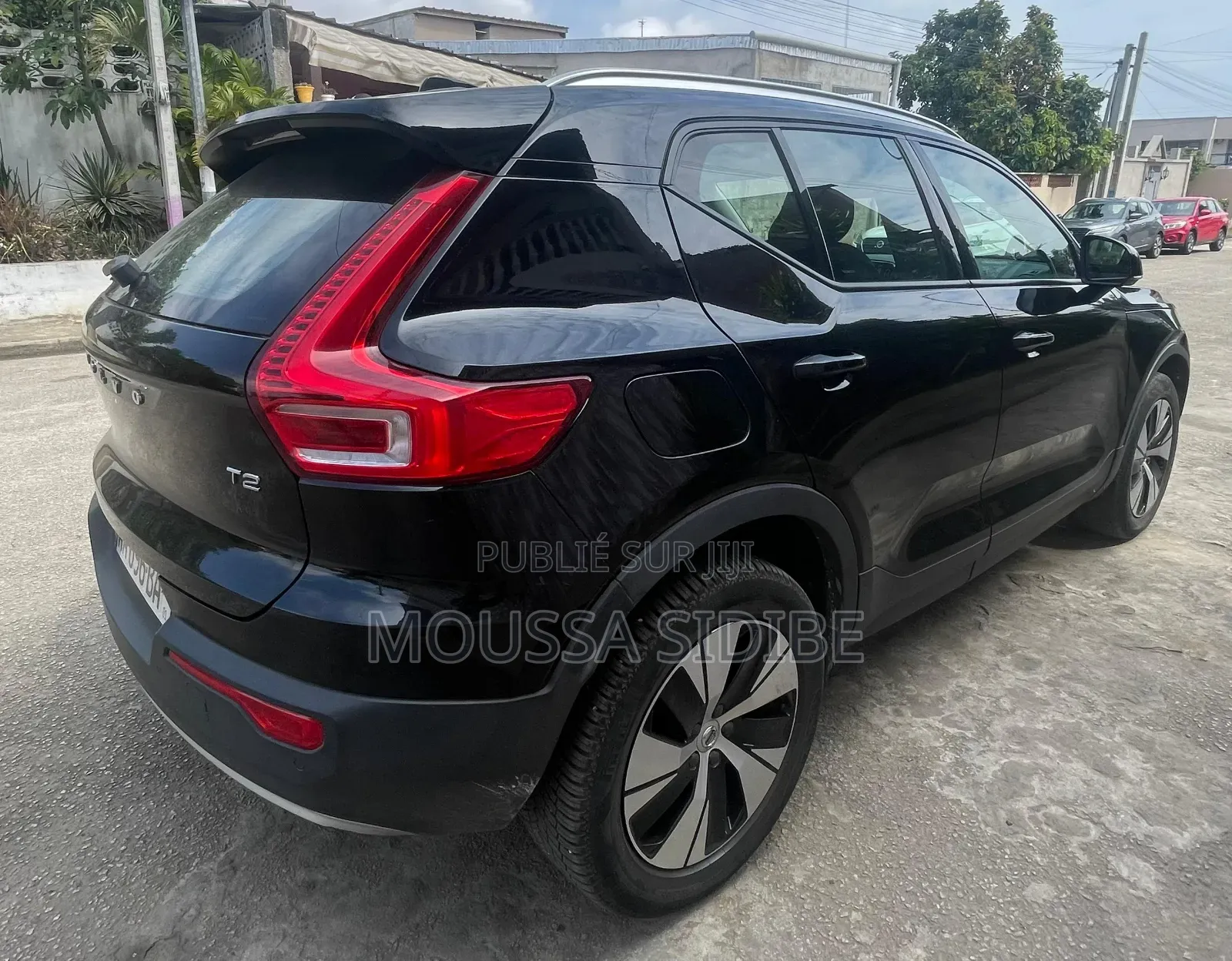 Volvo XC40 T2 Petrol FWD 2022 Black