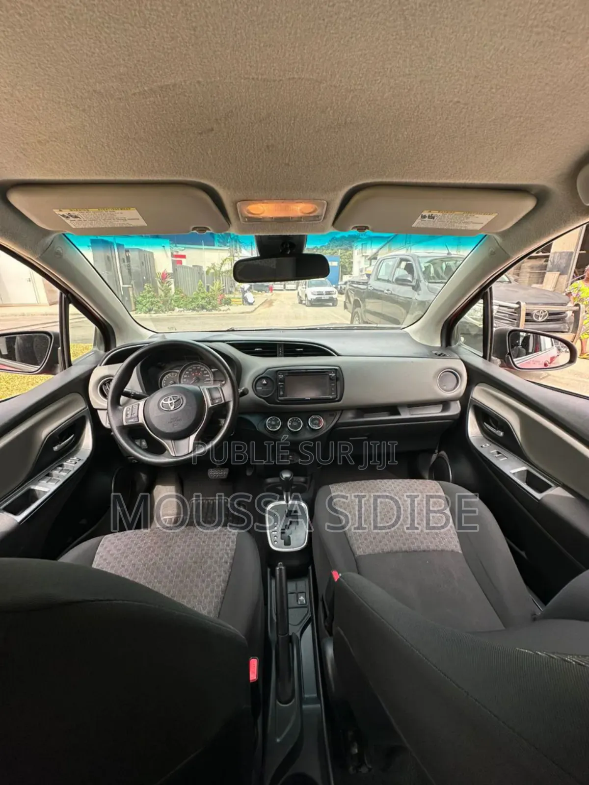 Toyota Yaris 2017 Rouge