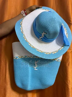 Photo - Sac Et Chapeau