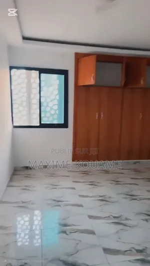 Furnished 4chbre Appartement dans Marcory à Louer