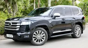 Photo - New Toyota Land Cruiser 2024 Gris