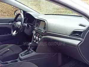 Hyundai Elantra 2020 Blanc