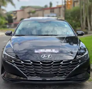 Photo - Hyundai Elantra Limited 2023 Black