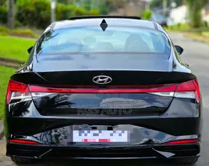 Hyundai Elantra Limited 2023 Black