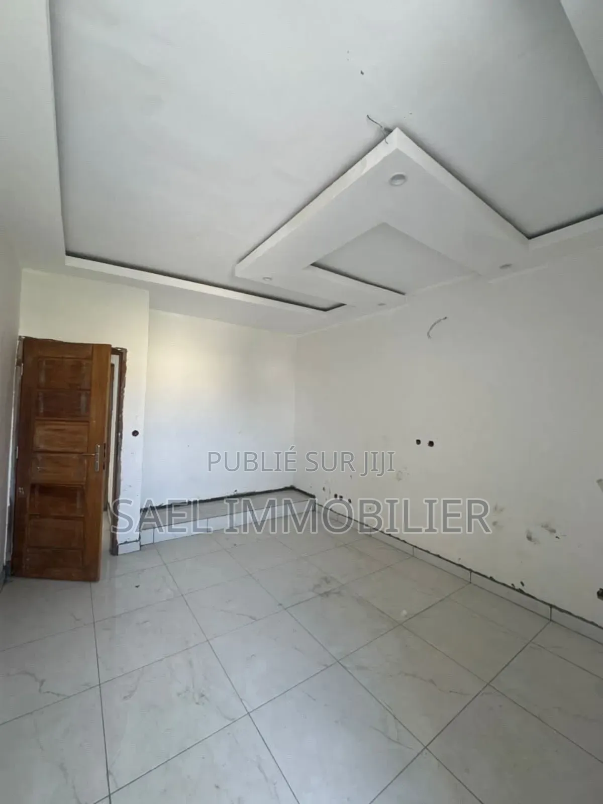 3chbre Appartement dans Sael Immobilier, Cocody à Vendre