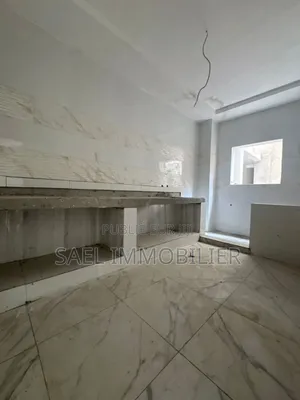 3chbre Appartement dans Sael Immobilier, Cocody à Vendre