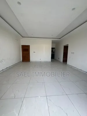 3chbre Appartement dans Sael Immobilier, Cocody à Vendre