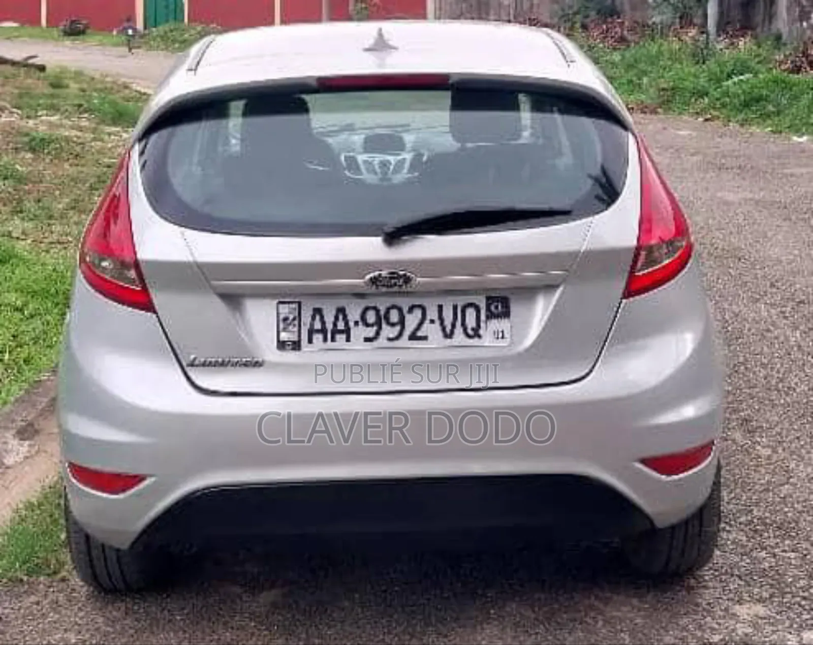 Ford Fiesta 2012 Gris