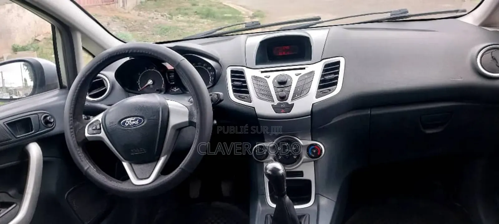 Ford Fiesta 2012 Gris