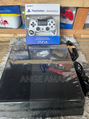 Ps4 Sony Playstation 4 Fat Craquée Avec Manette Et Accessoires Complet
