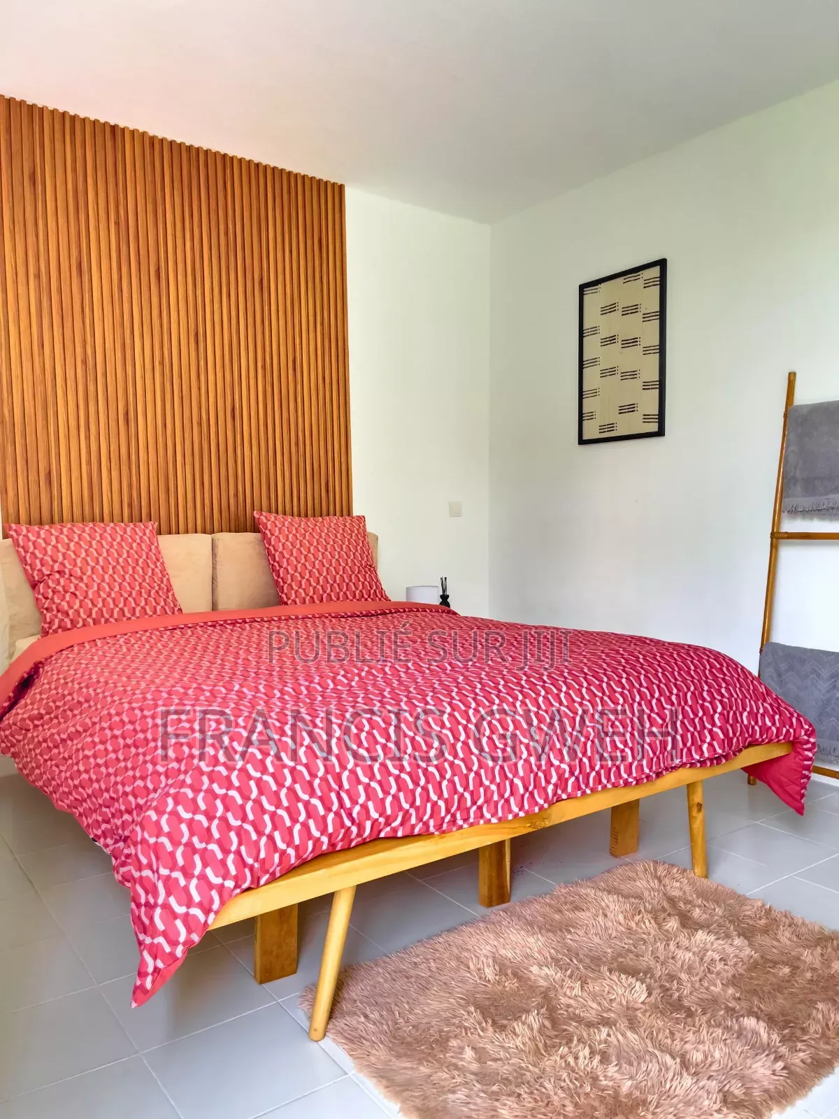 Furnished 4chbre Appartement dans Gweh Francis, Cocody à Louer